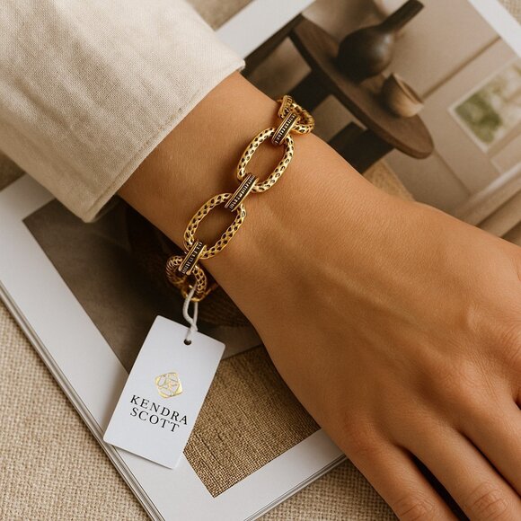 KENDRA SCOTT 23k Gold Plated Brass Chain Link Bracelet Vintage Hammered Charm - Picture 12 of 12